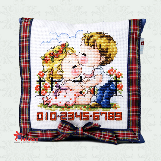 Sodastitch Indonesia CUS-YD-5607-2 - Indigo Blue Checked Motif Square Cushion With Ribbon